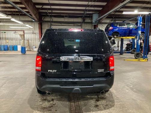 Crystal Black Pearl 2015 Honda Pilot Touring