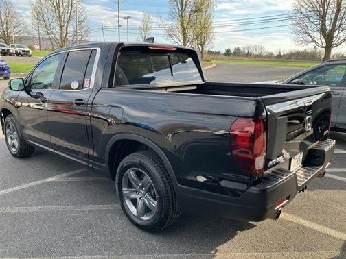 Crystal Black Pearl 2023 Honda Ridgeline RTL