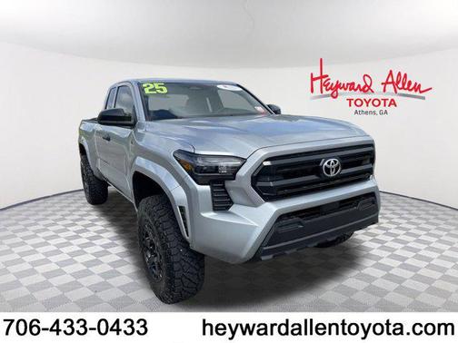 2025 Toyota Tacoma SR