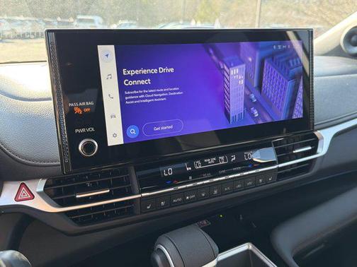 2025 Toyota Sienna Platinum