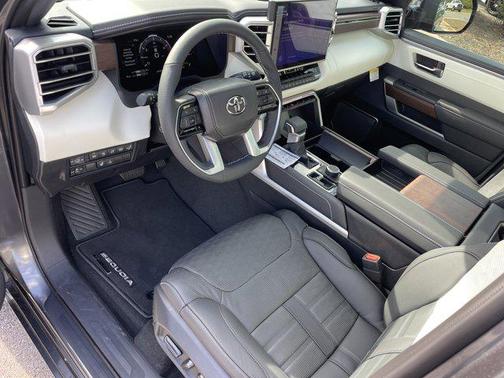 2025 Toyota Sequoia Capstone