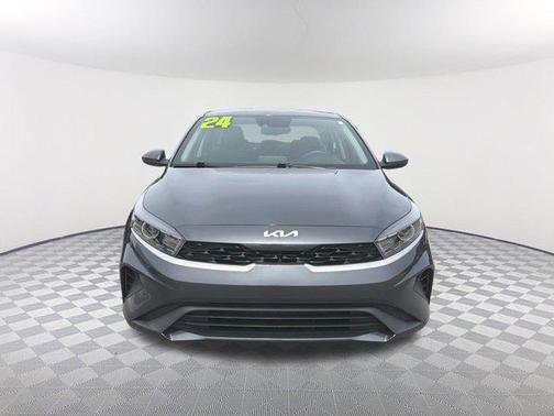 Gravity Gray 2024 Kia Forte LXS