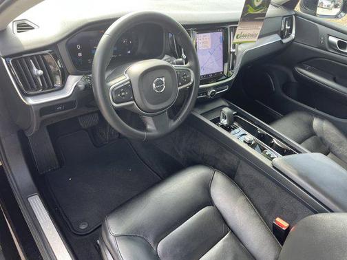 2024 Volvo S60 B5 Core Dark Theme
