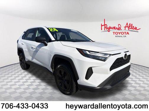 2024 Toyota RAV4 LE