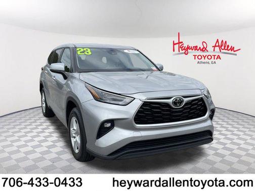 2023 Toyota Highlander LE