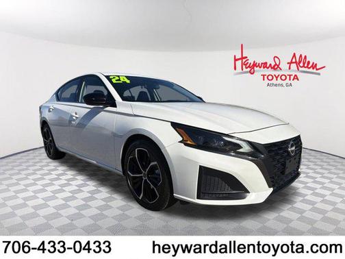 2024 Nissan Altima SR FWD