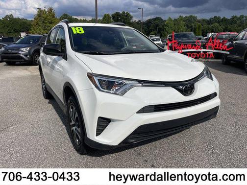 2018 Toyota RAV4 LE