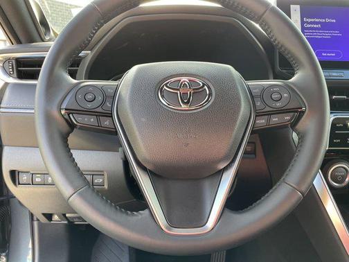 2024 Toyota Venza XLE