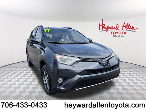 2017 Toyota RAV4 XLE