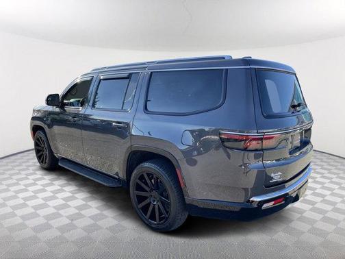 Baltic Gray Metallic Clearcoat 2022 Jeep Wagoneer Series II 4x4