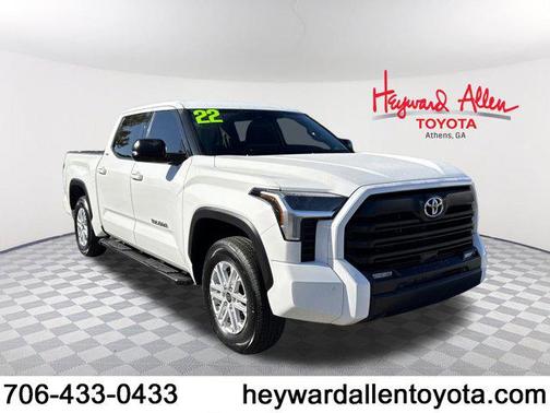 2022 Toyota Tundra SR5