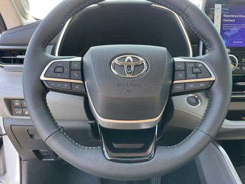 2025 Toyota Highlander Limited