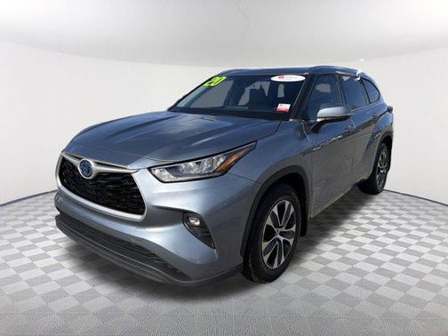 2020 Toyota Highlander Hybrid XLE