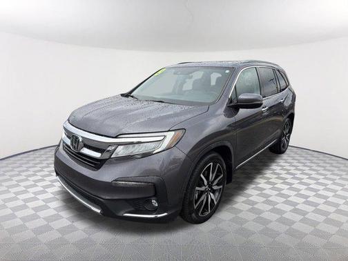 2019 Honda Pilot Touring 8-Passenger