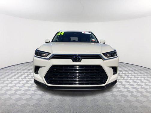 2024 Toyota Grand Highlander Hybrid XLE