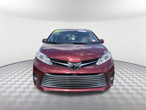 2019 Toyota Sienna XLE Premium