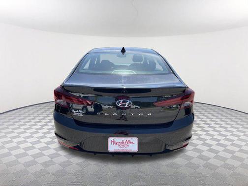 2020 Hyundai ELANTRA Value Edition