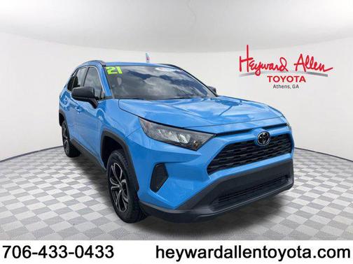 2021 Toyota RAV4 LE