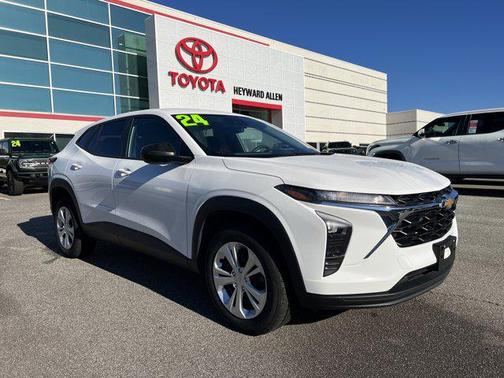 2024 Chevrolet Trax LS