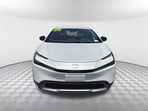Wind Chill Pearl 2025 Toyota Prius XLE