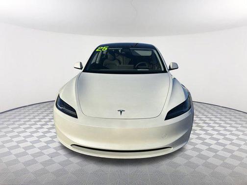 2025 Tesla Model 3 Long Range