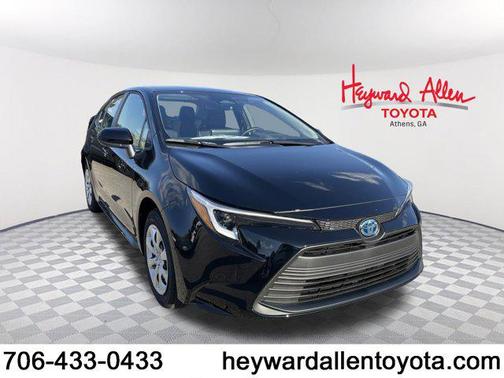 2025 Toyota Corolla Hybrid LE