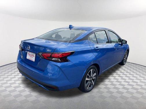 2022 Nissan Versa 1.6 SV