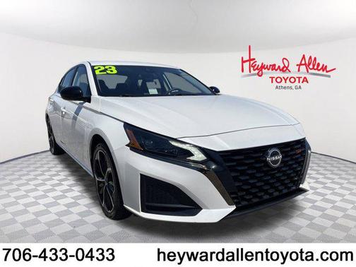 2023 Nissan Altima SR FWD
