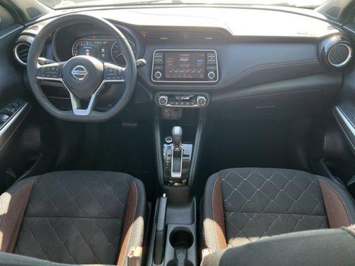 2018 Nissan Kicks SR