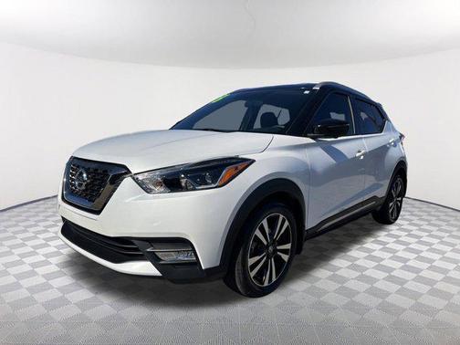 2018 Nissan Kicks SR