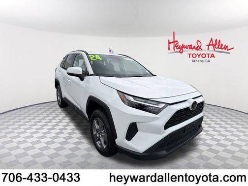 2024 Toyota RAV4 XLE