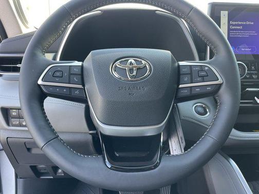 2025 Toyota Highlander Limited