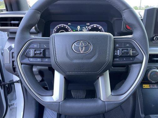 2025 Toyota 4Runner TRD Off Road
