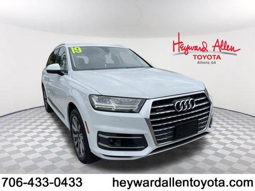 2019 Audi Q7 55 Premium Plus