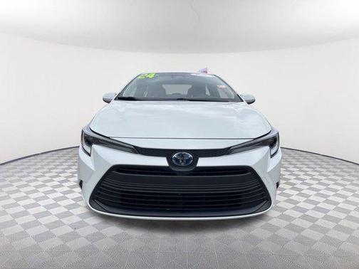 2024 Toyota Corolla Hybrid LE