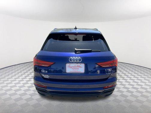 2023 Audi Q3 S line Premium