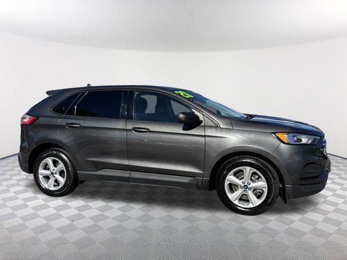 2020 Ford Edge SE