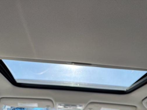 2013 Toyota Avalon Hybrid XLE Premium