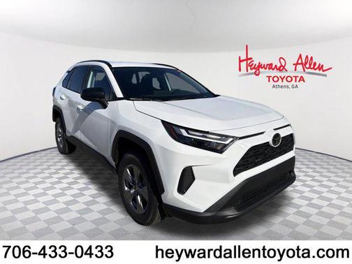 2025 Toyota RAV4 Hybrid LE