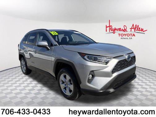 2019 Toyota RAV4 Hybrid XLE