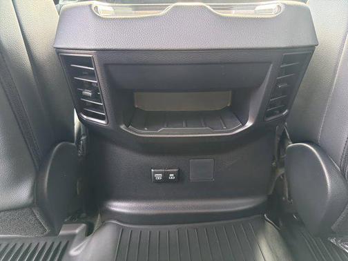 2026 Toyota Tundra Hybrid Platinum