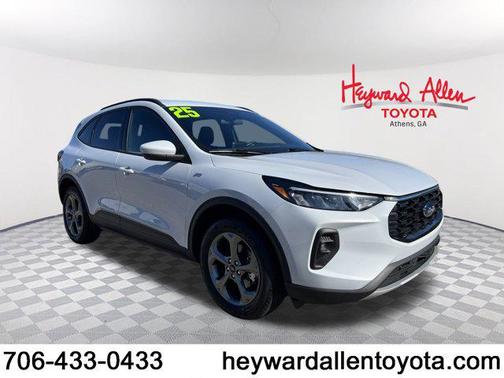 2025 Ford Escape ST-Line Select