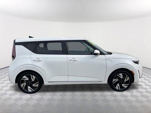 2023 Kia Soul GT-Line