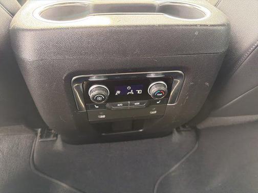 2022 Chevrolet Suburban Premier