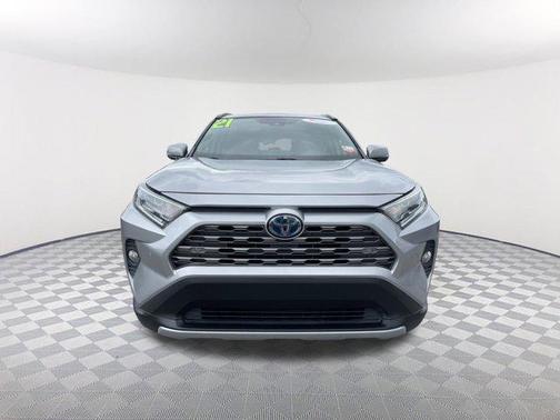 2021 Toyota RAV4 Hybrid SE