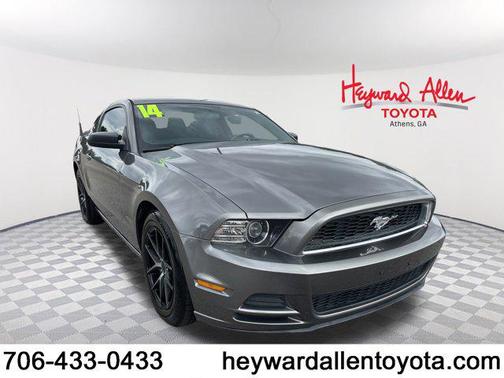 2014 Ford Mustang V6