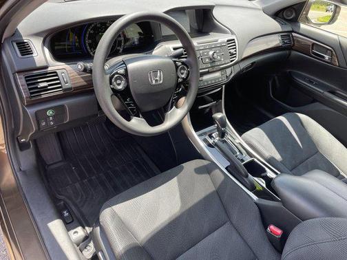 2017 Honda Accord Hybrid Base
