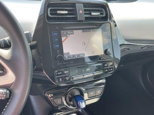 2016 Toyota Prius Three
