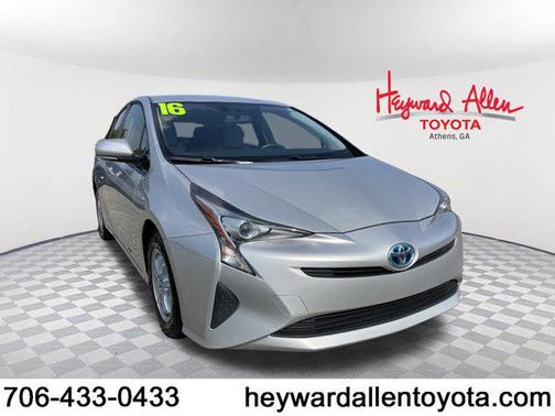 2016 Toyota Prius Three