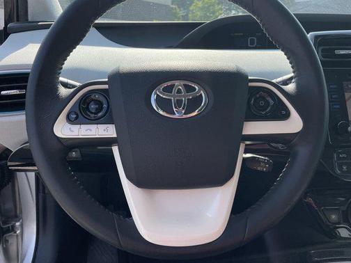 2016 Toyota Prius Three